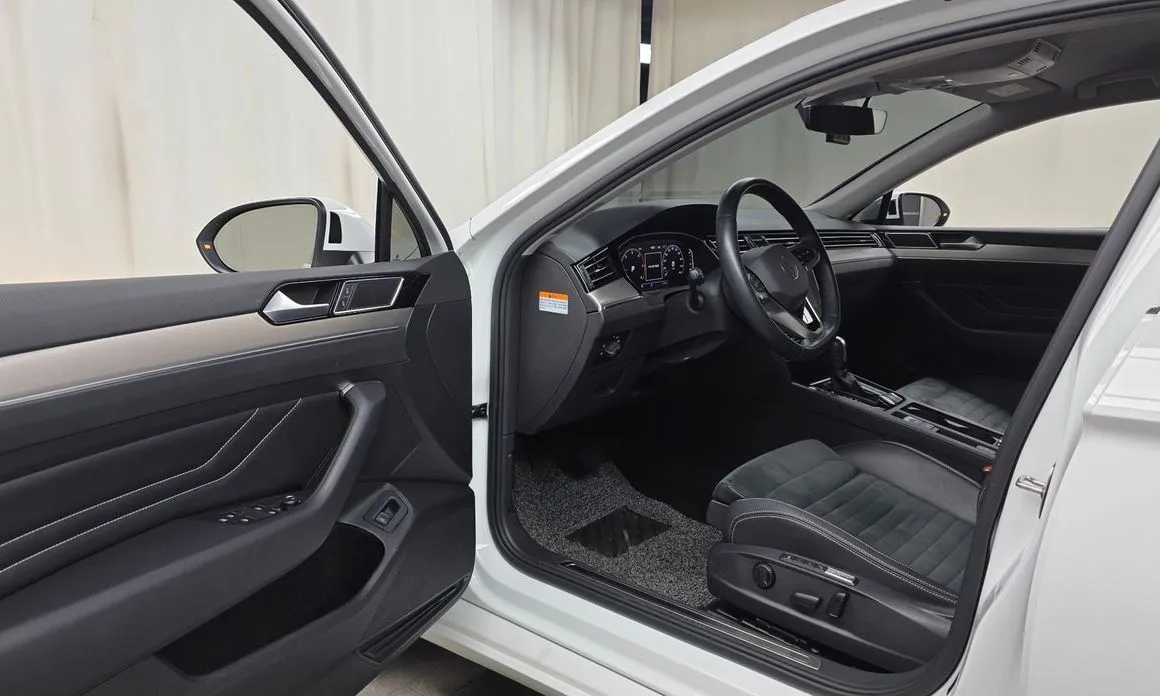 Volkswagen Passat 2022 из KR, фото 7