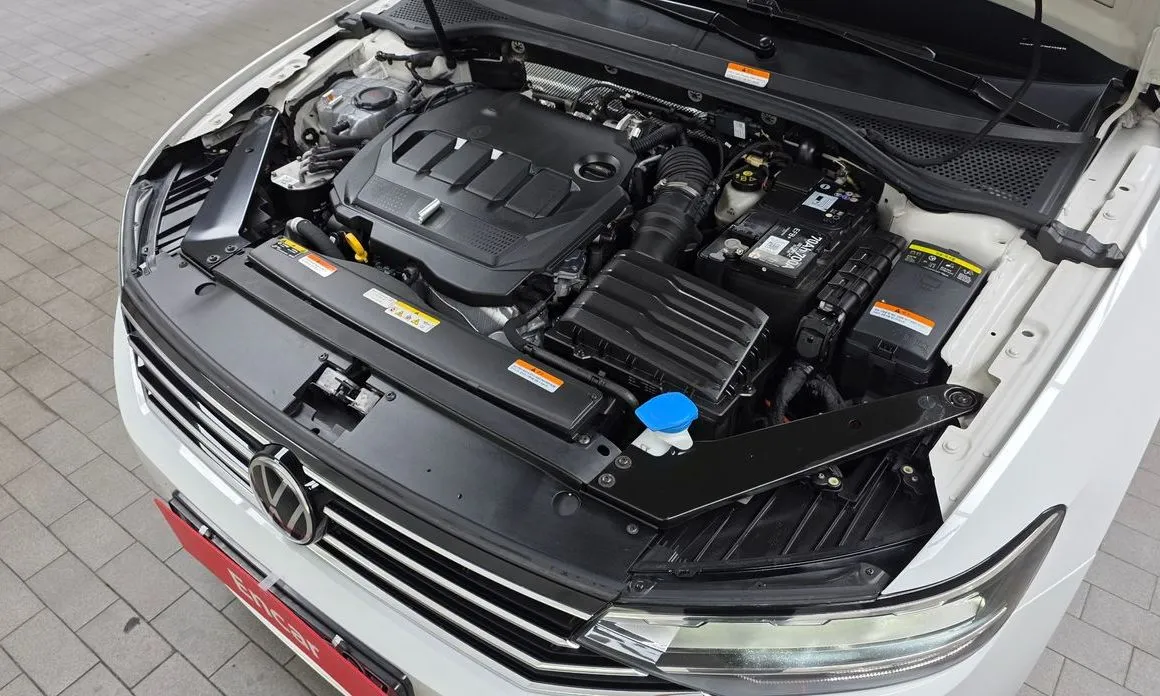 Volkswagen Passat 2022 из KR, фото 3