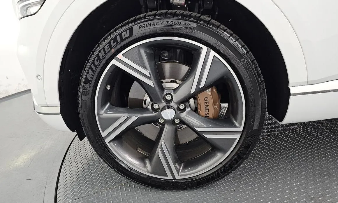 Genesis GV80 — фото 10
