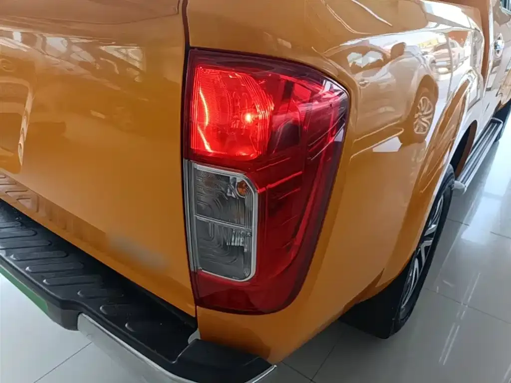 Nissan Navara 2021 из CN, фото 6