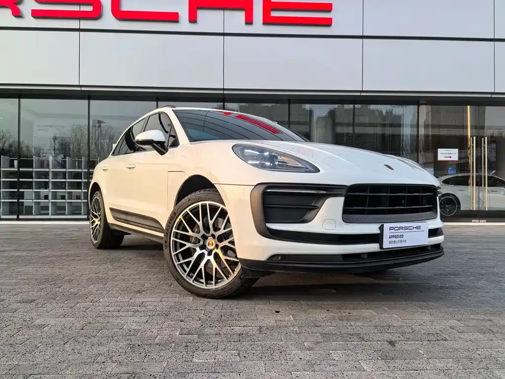 Porsche Macan — фото 1