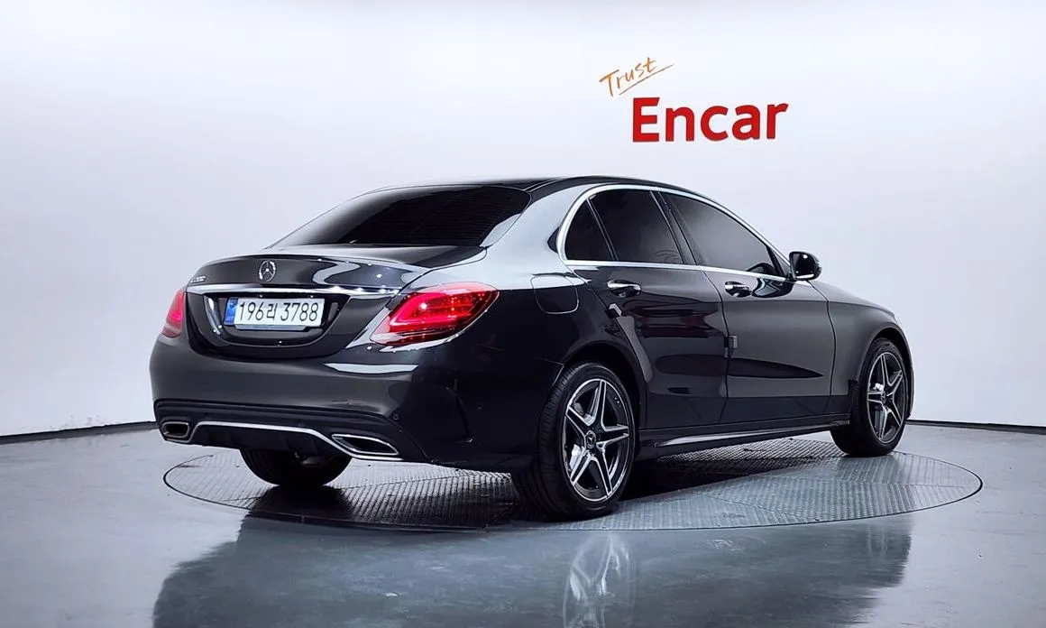 Mercedes-Benz C-Class 2021 из KR, фото 2
