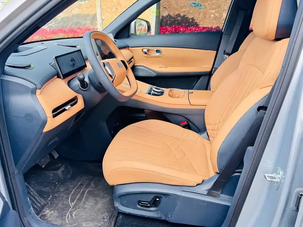 Geely Galaxy Xingjian 7 2025 из CN, фото 2