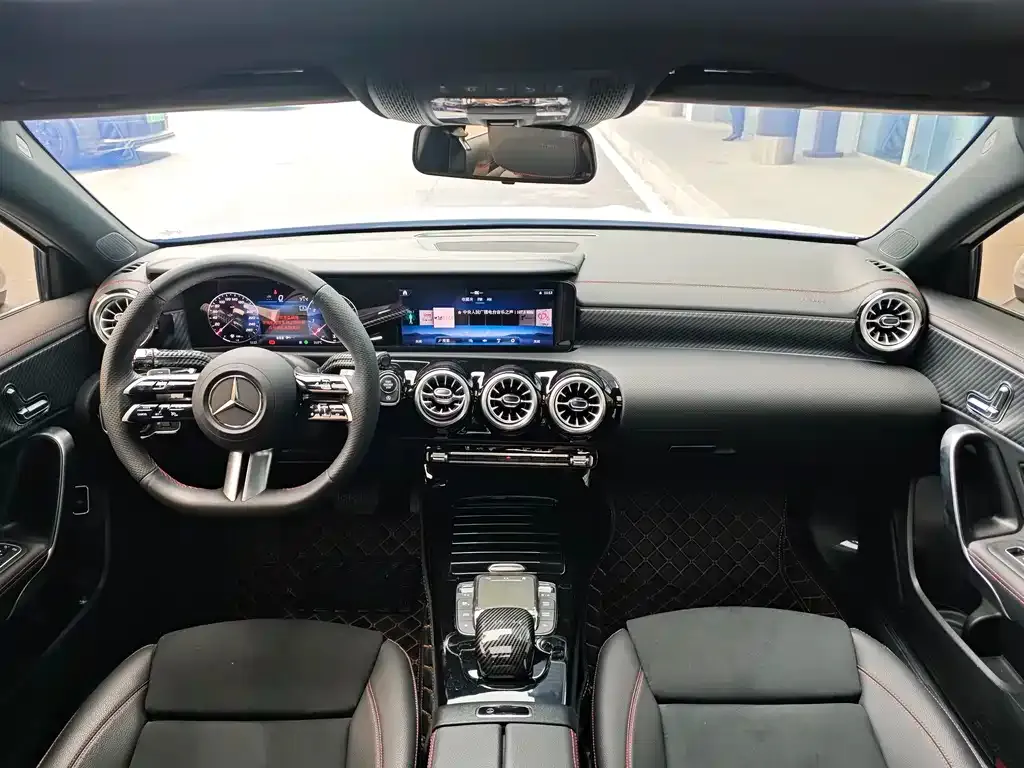 Mercedes-Benz A-Class 2024 из CN, фото 6