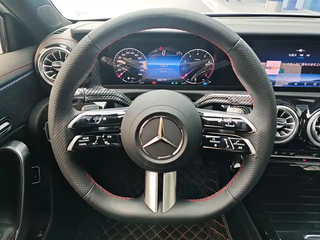 Mercedes-Benz A-Class 2024 из CN, фото 7