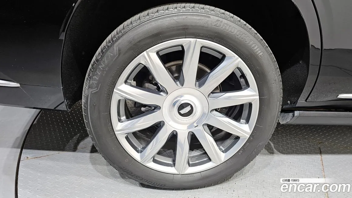 Cadillac Escalade 2022 из KR, фото 9