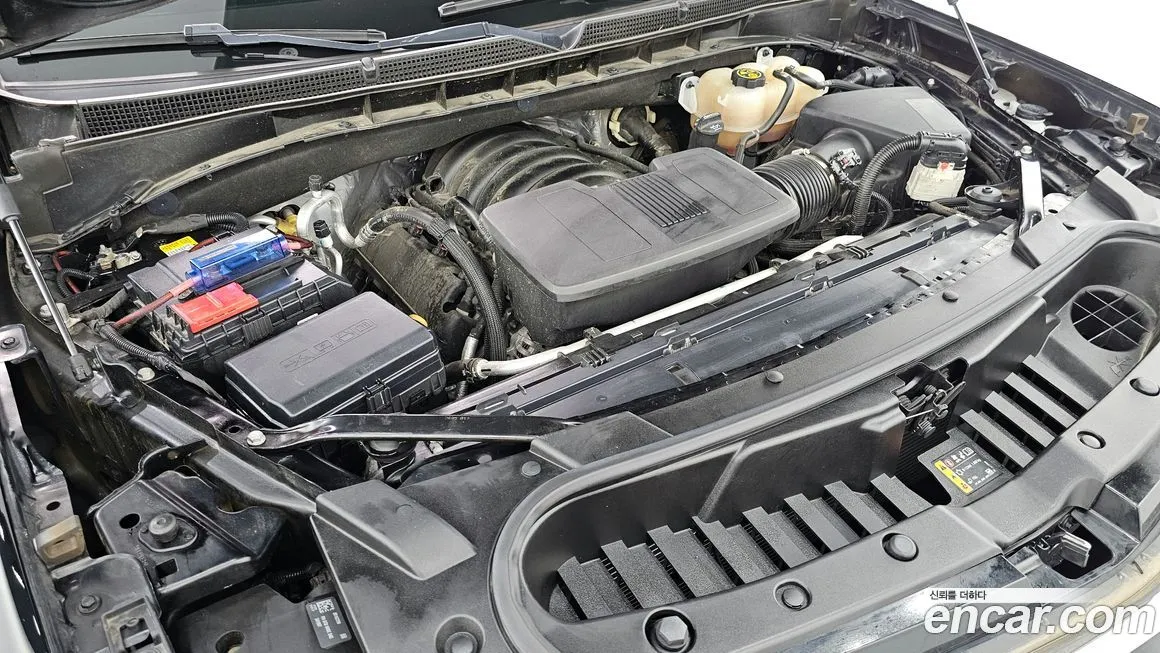 Cadillac Escalade 2022 из KR, фото 8