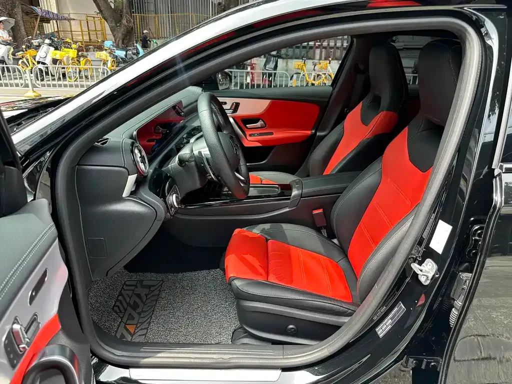 Mercedes-Benz A-Class AMG (Import) — фото 7
