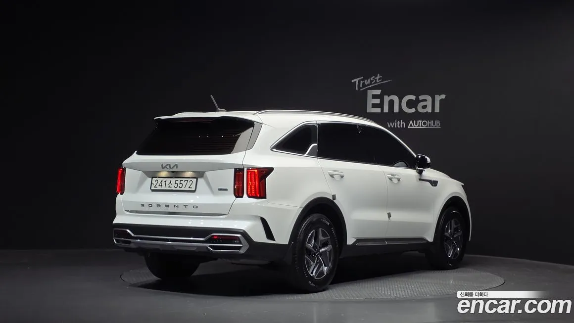 Kia Sorento — фото 4