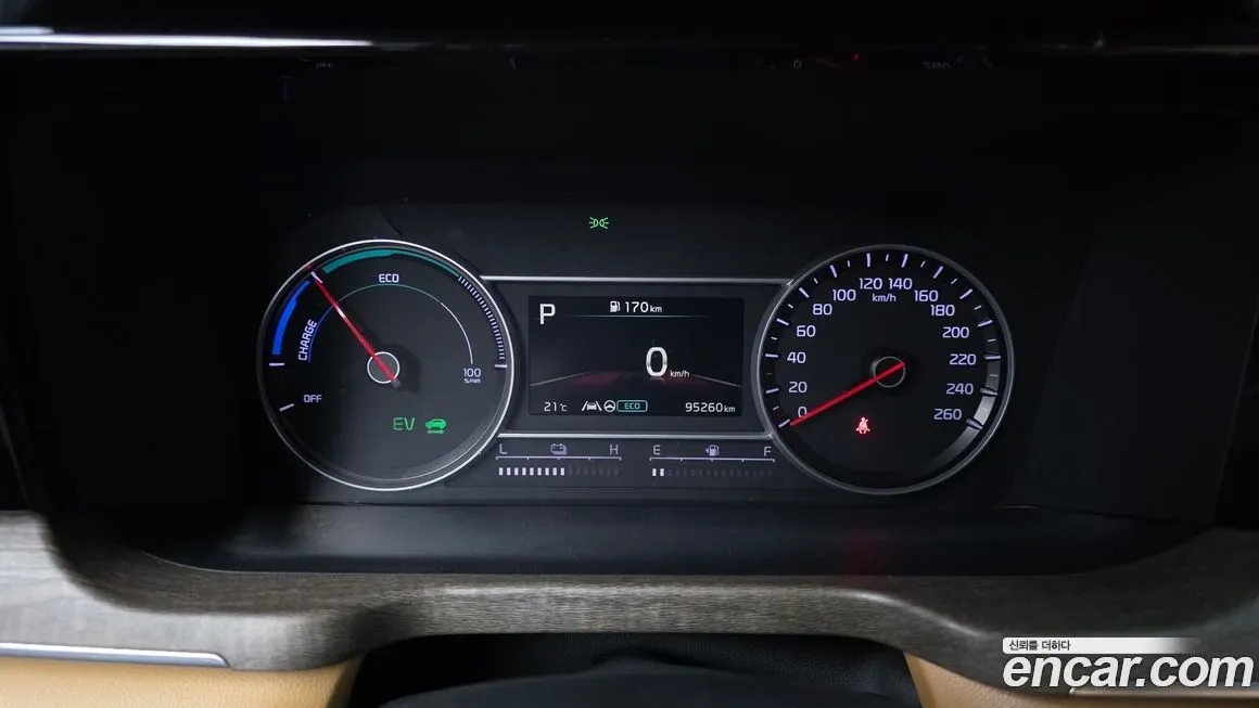 Kia Sorento — фото 3
