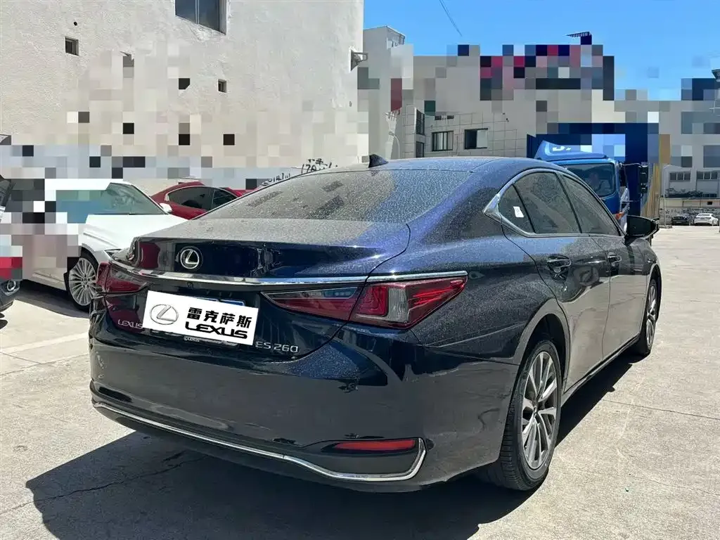 Lexus ES — фото 5