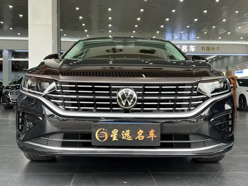 Volkswagen Passat — фото 6