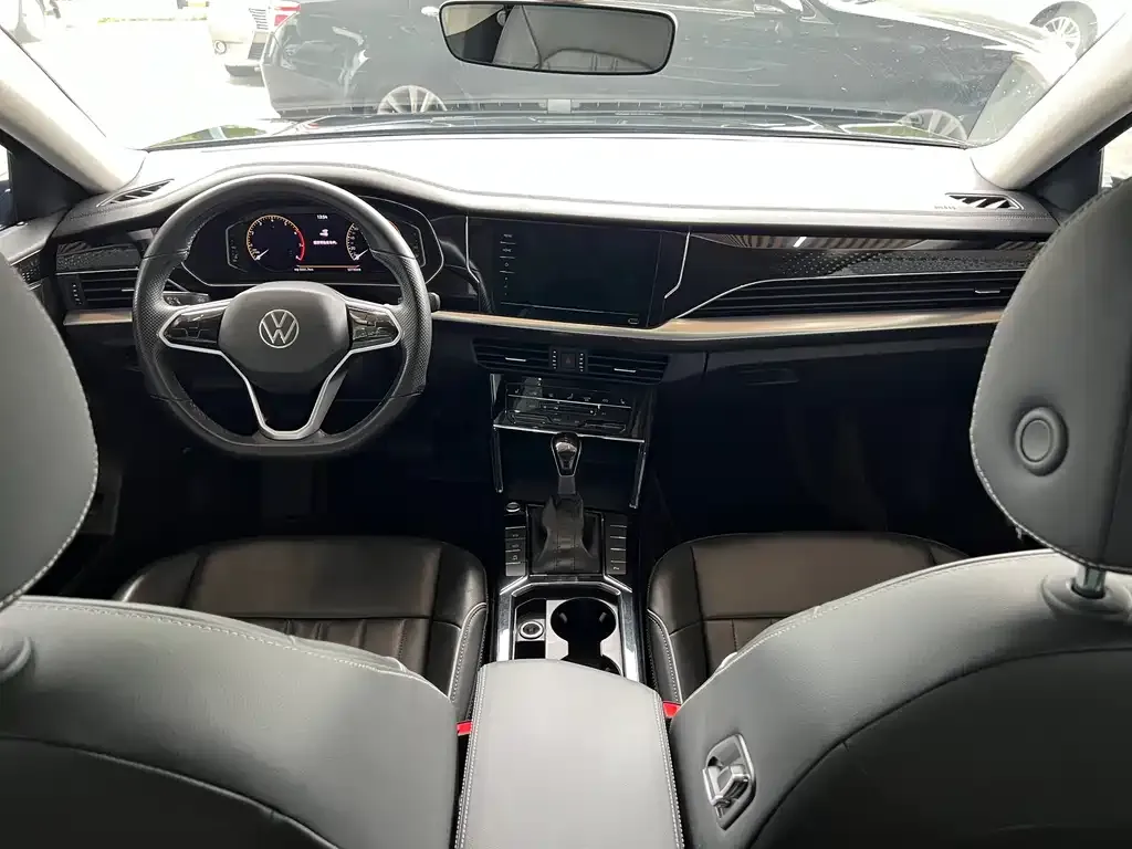 Volkswagen Passat — фото 9