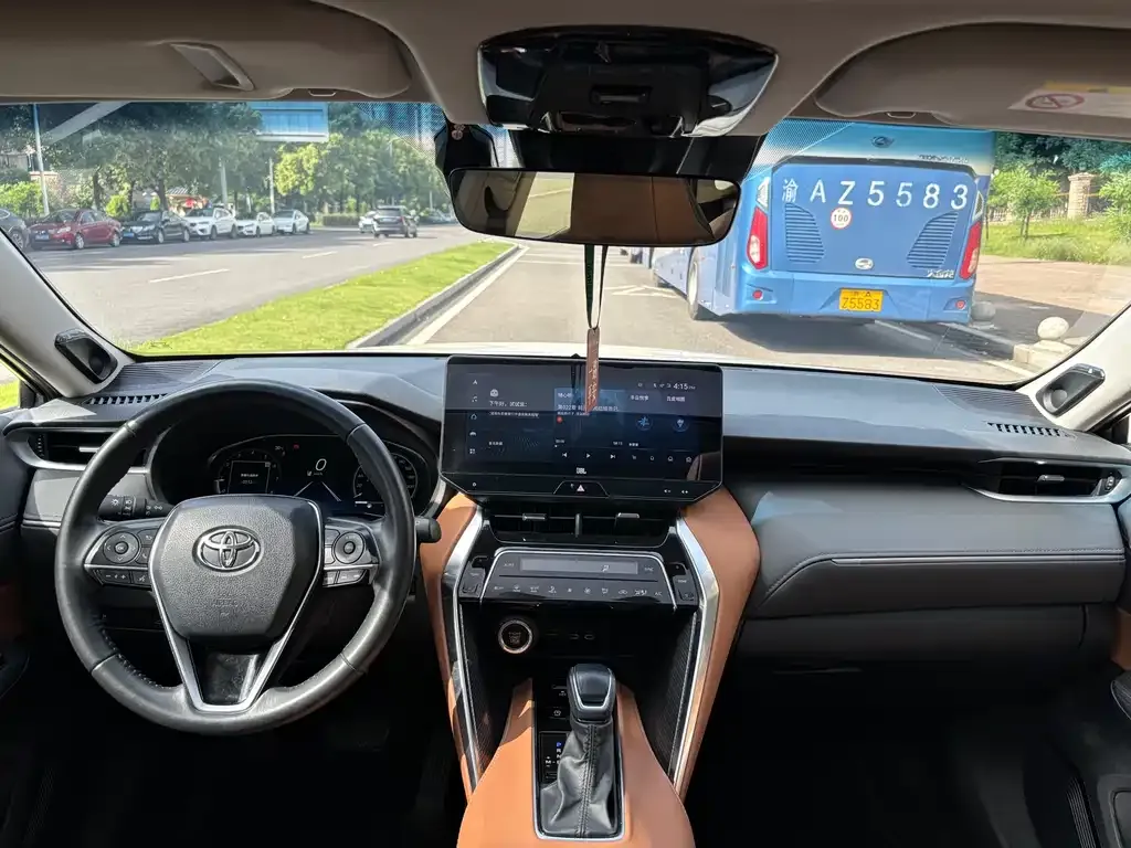 Toyota Venza 2023 из CN, фото 9