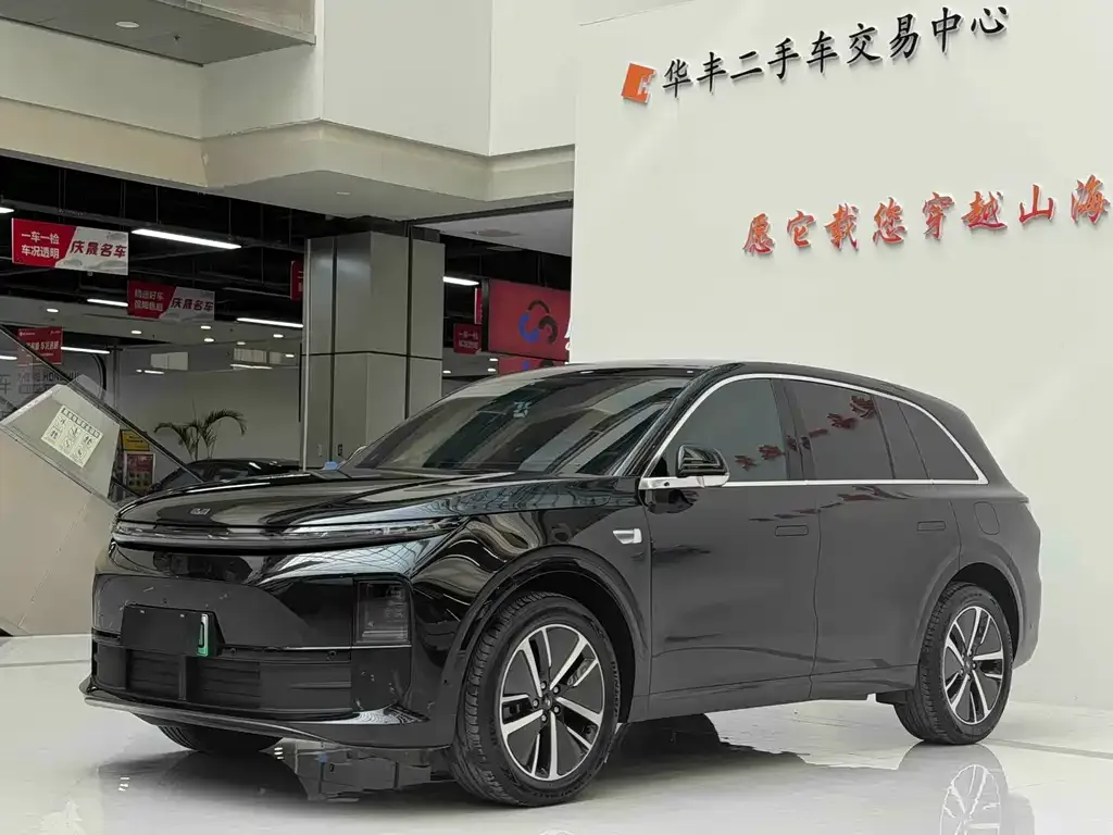 Li Auto L6