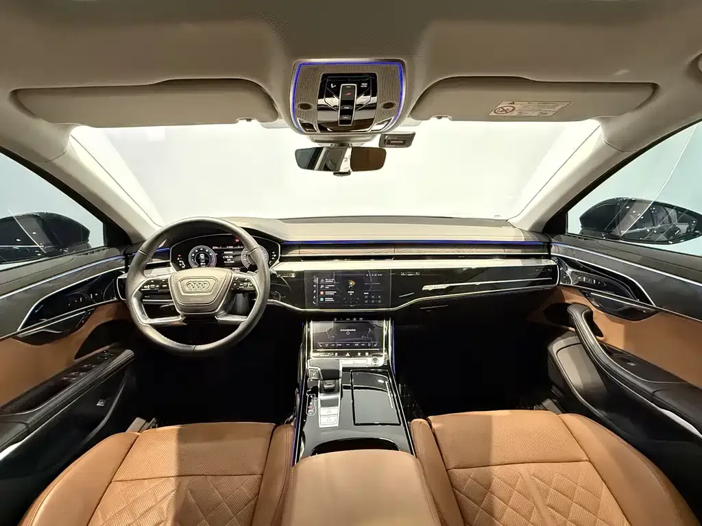 Audi A8 — фото 7