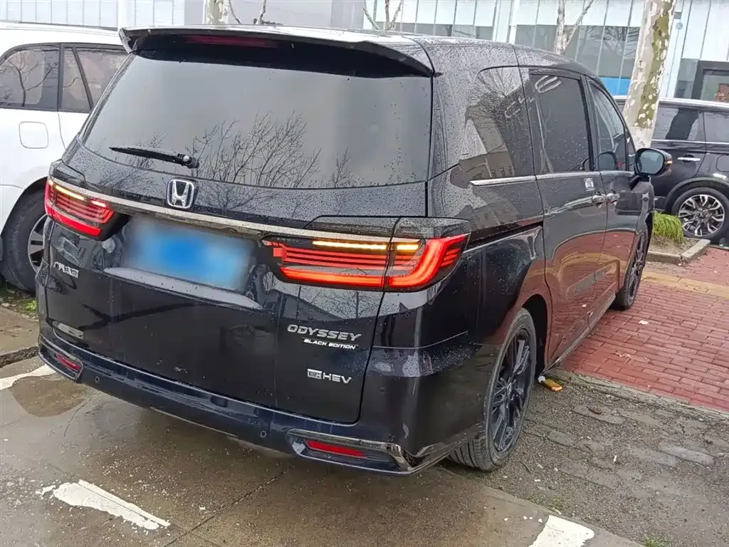 Honda Odyssey 2024 из CN, фото 5