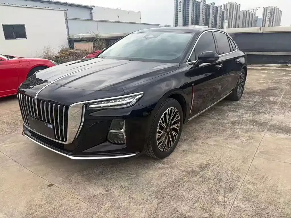 Hongqi H5 — фото 1