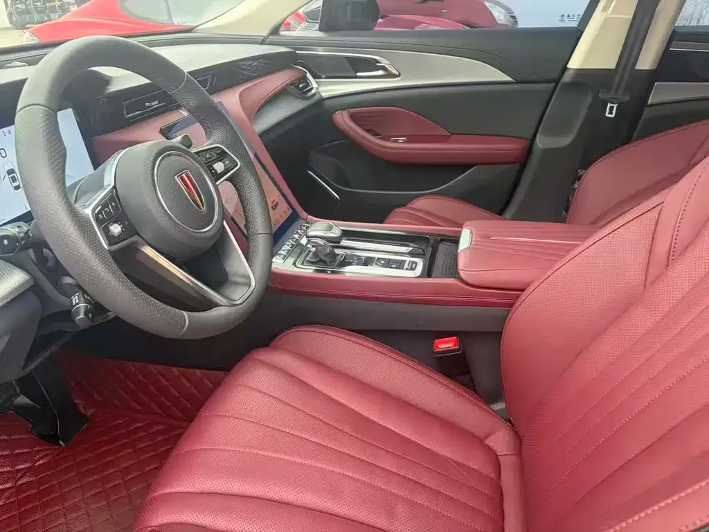 Hongqi H5 — фото 10