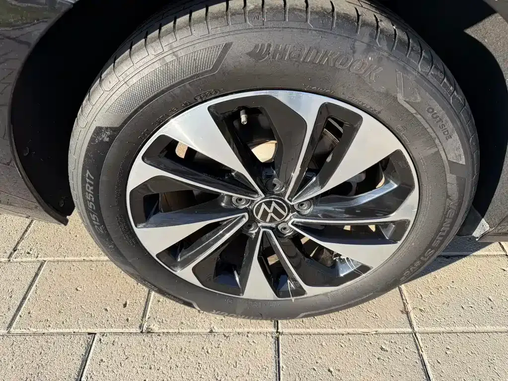 Volkswagen Passat — фото 7