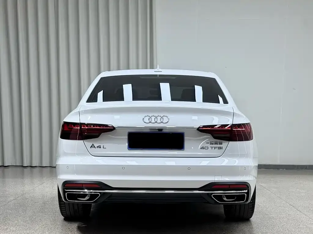 Audi A4L — фото 3
