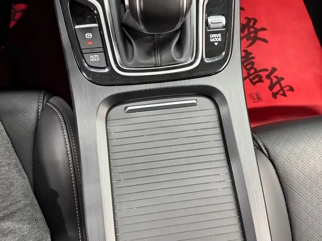 GAC Motor Trumpchi M6 — фото 10