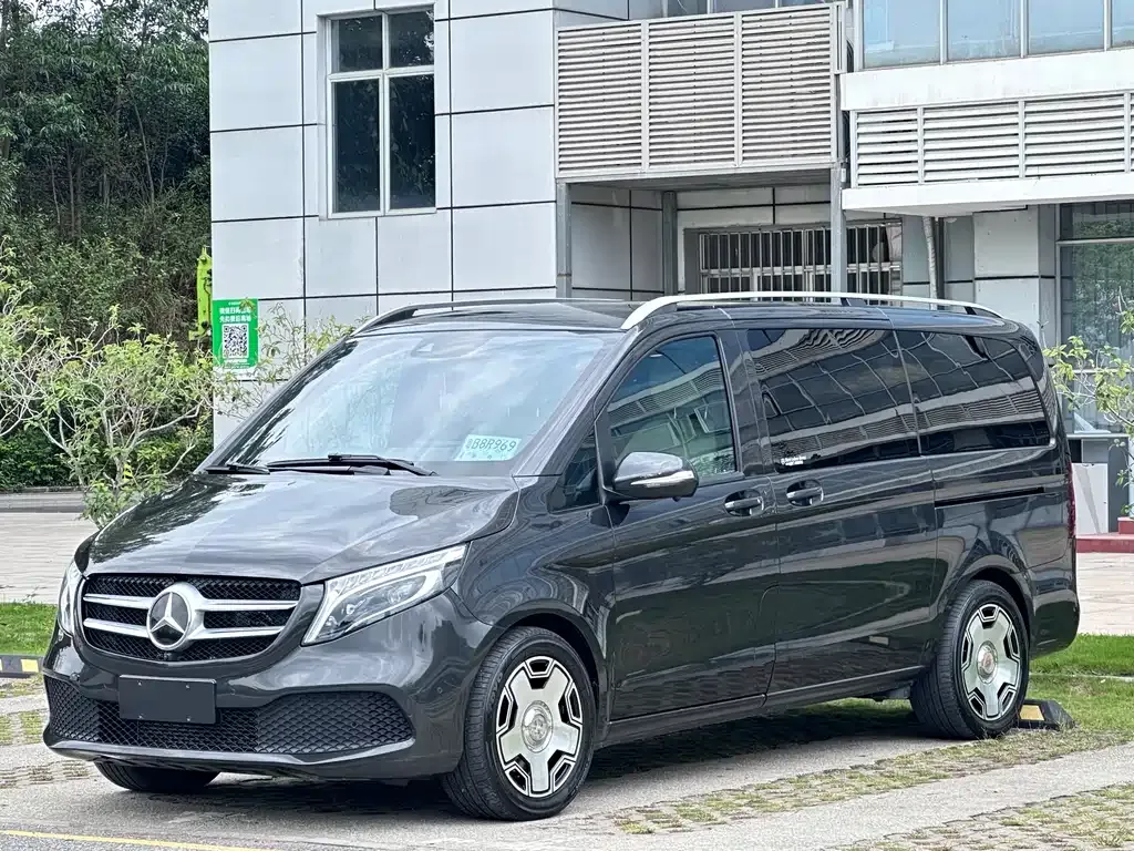 Mercedes-Benz V-Class