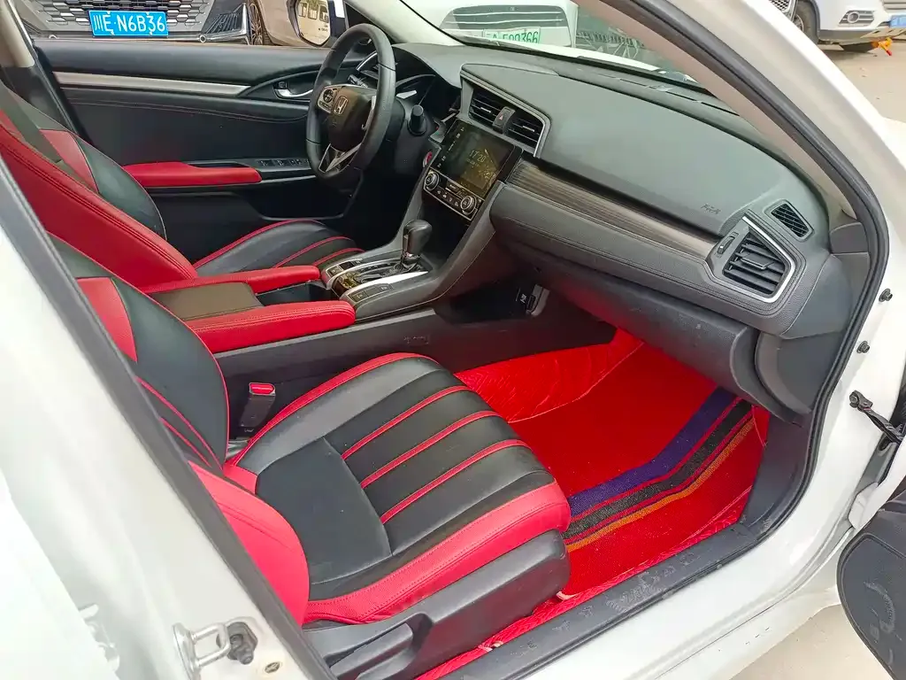 Honda Civic — фото 3