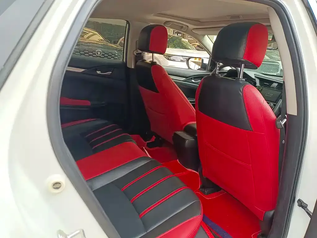 Honda Civic — фото 7