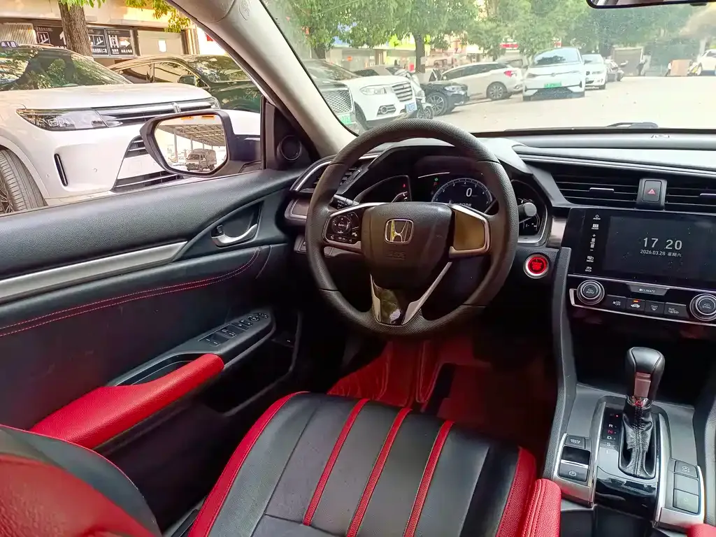 Honda Civic — фото 9