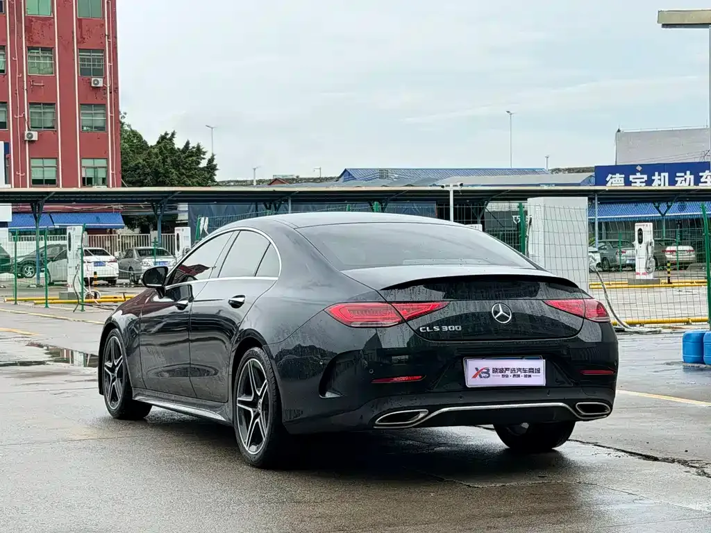 Mercedes-Benz CLS — фото 2