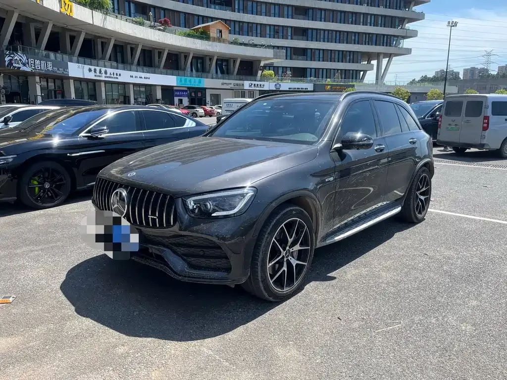 Mercedes-Benz GLC AMG