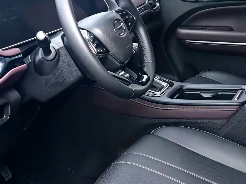 GAC Motor Trumpchi M6 — фото 2