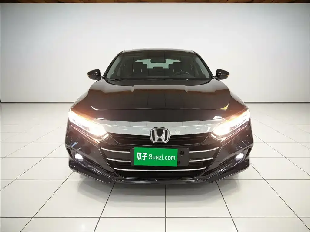 Honda Accord — фото 7