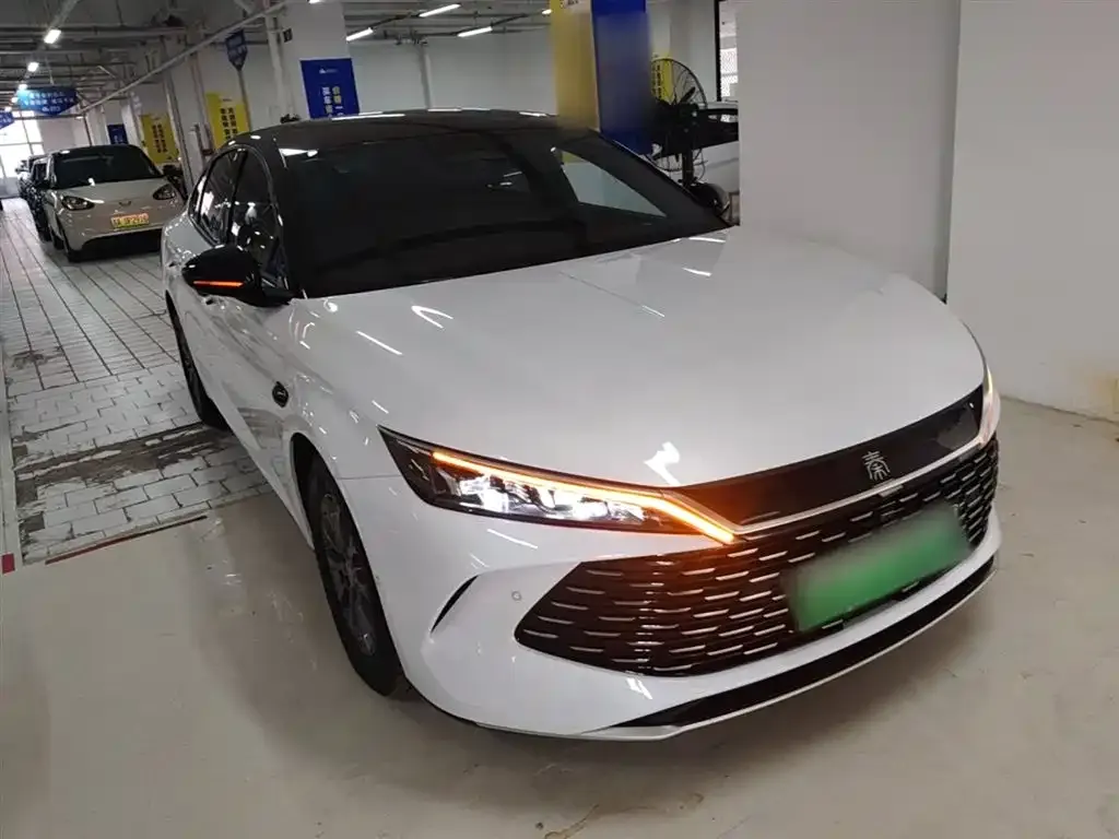 BYD Qin L — фото 4