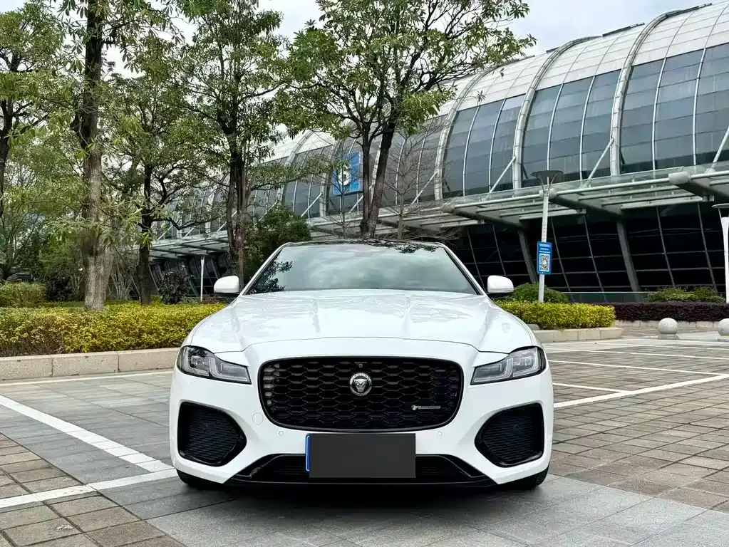 Jaguar XFL — фото 9