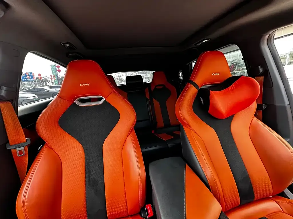 Changan UNI-V 2024 из CN, фото 3