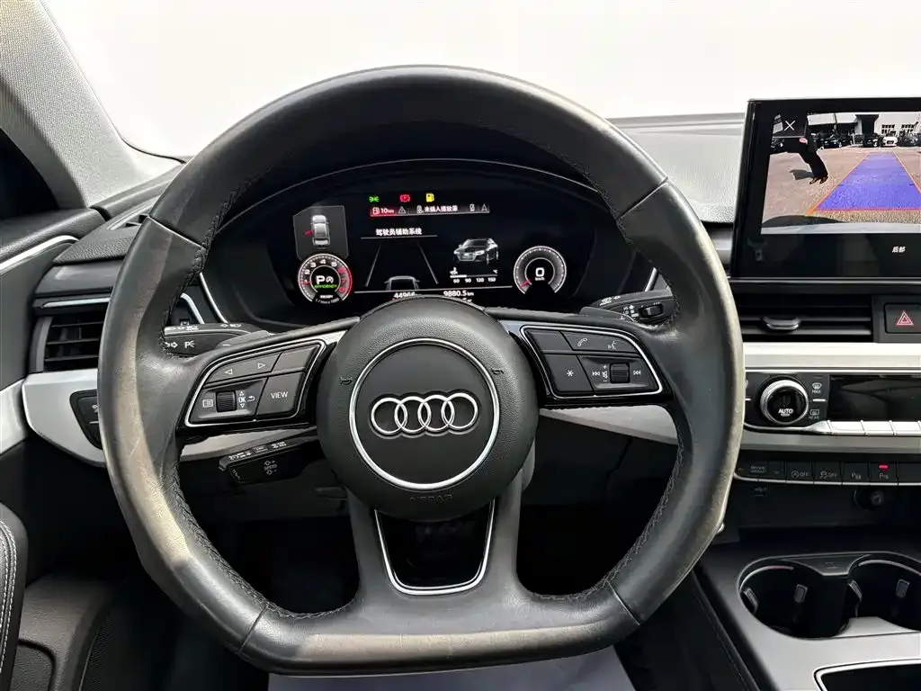 Audi A4L — фото 8