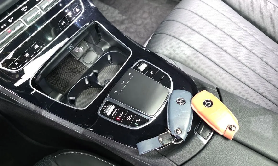 Mercedes-Benz E-Class 2021 из KR, фото 5