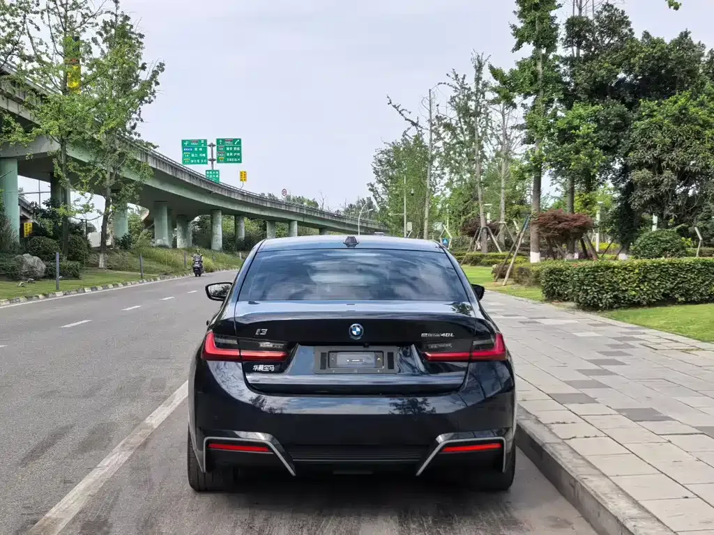BMW i3 — фото 4