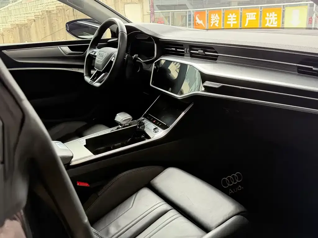 Audi A7 — фото 2