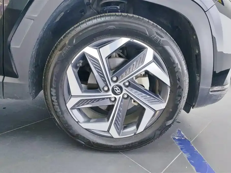 Hyundai Tucson — фото 7