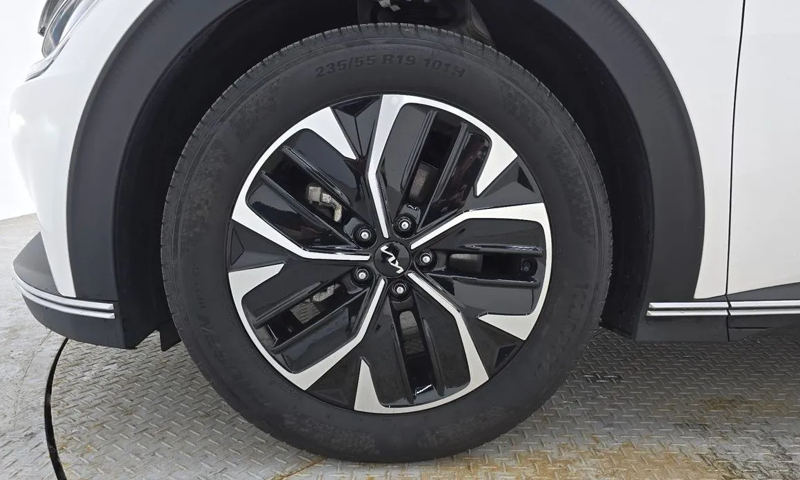 Kia EV6 2024 из KR, фото 6