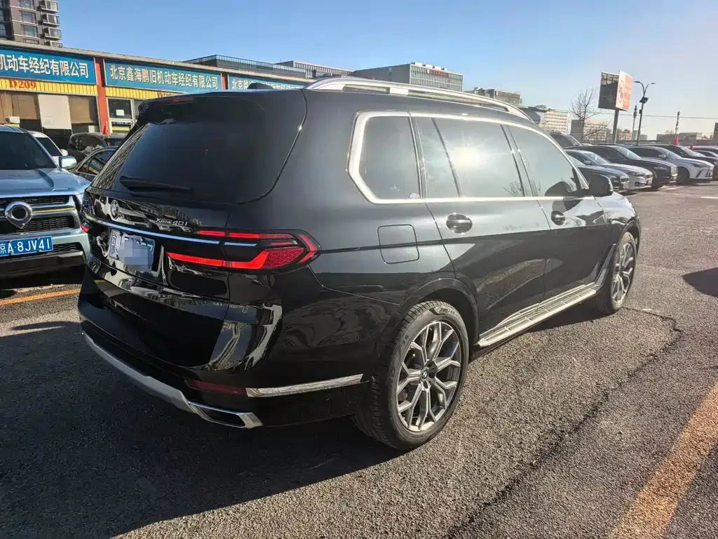 BMW X7 — фото 4
