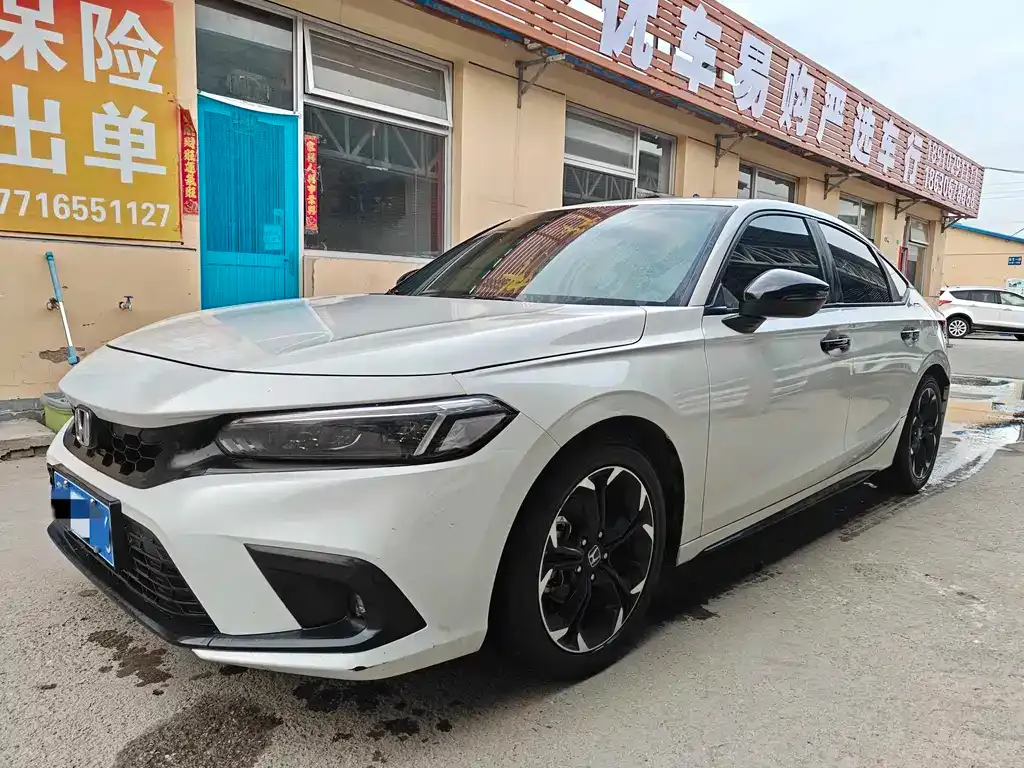 Honda Civic — фото 1