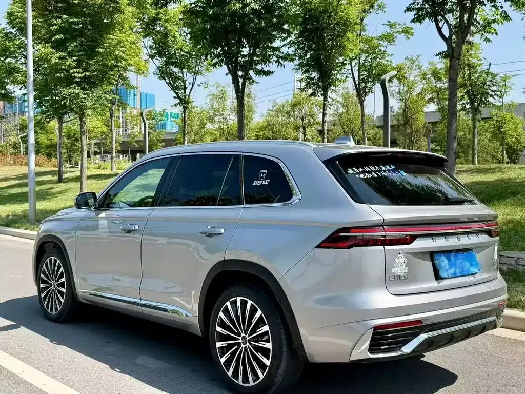 Geely Xingyue L — фото 9