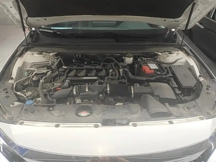 Honda Accord — фото 5