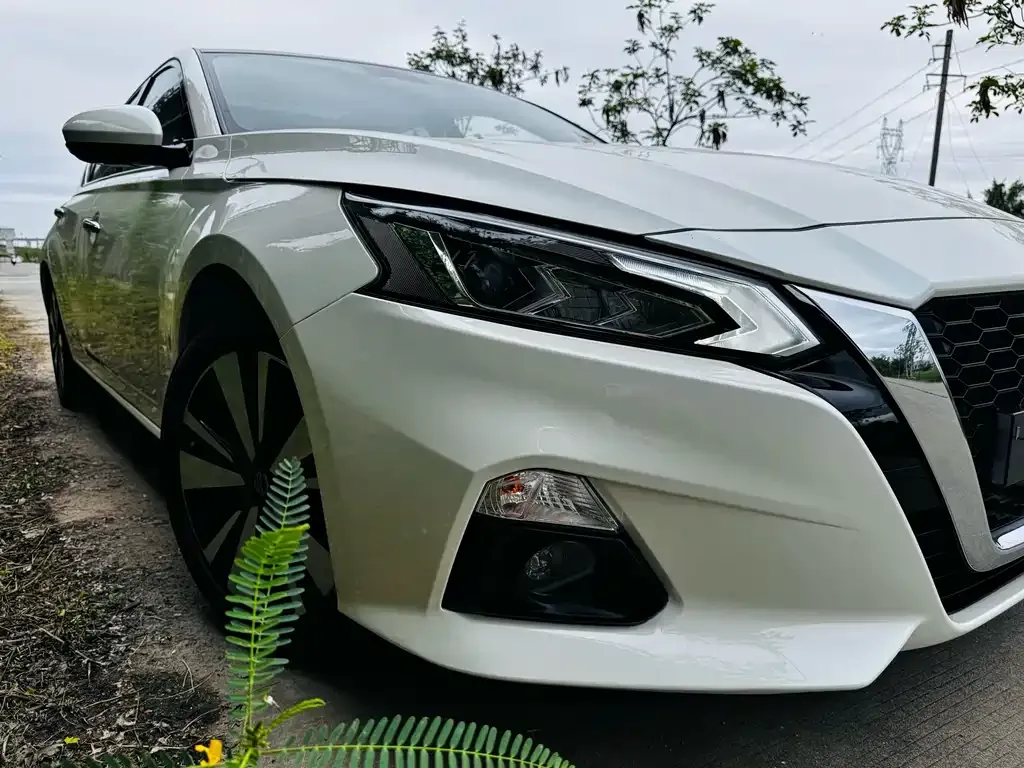 Nissan Teana — фото 9