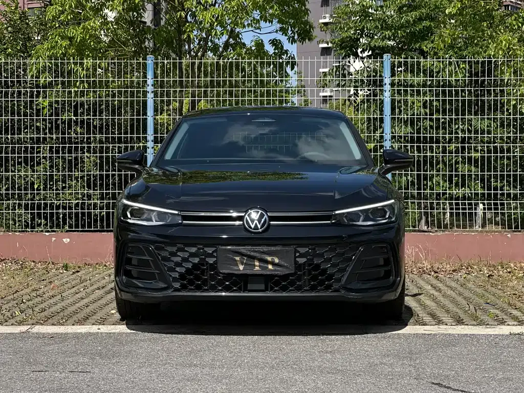 Volkswagen Passat — фото 8