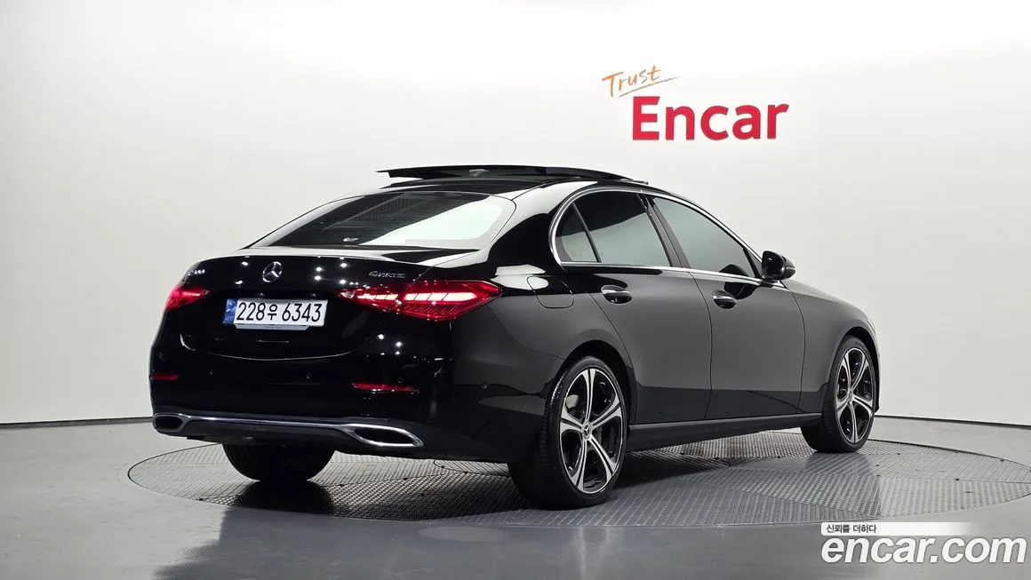 Mercedes-Benz C-Class 2023 из KR, фото 4